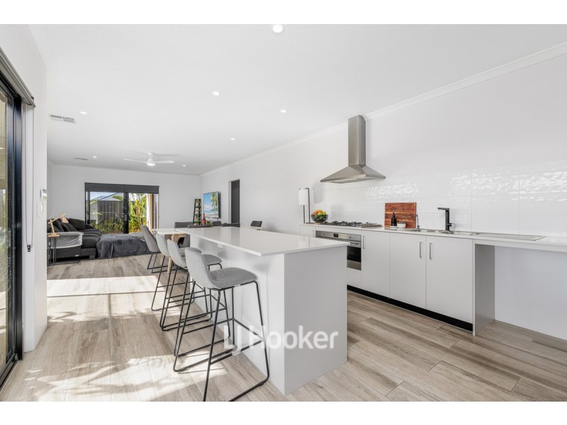 48 Beraking Loop, Dalyellup WA 6230