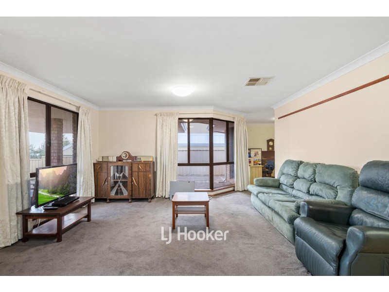 9 Monitor Way, Australind WA 6233