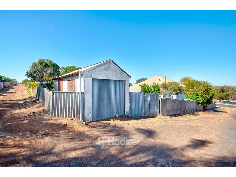 1 Bucktin Street, Collie WA 6225