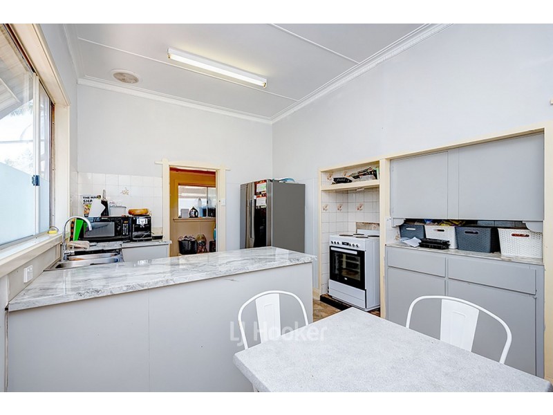 1 Bucktin Street, Collie WA 6225