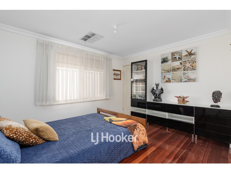 8 Cadell View, Millbridge WA 6232