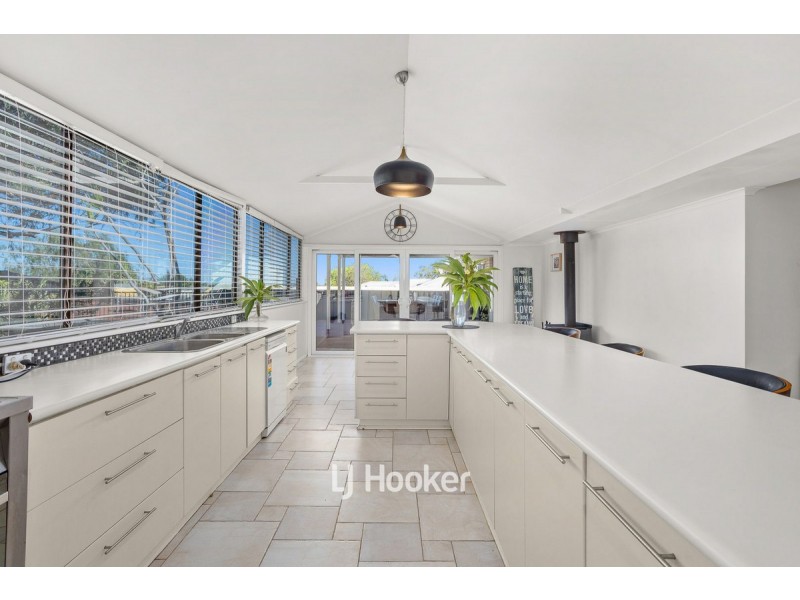 4 Rosamond Street, Australind WA 6233