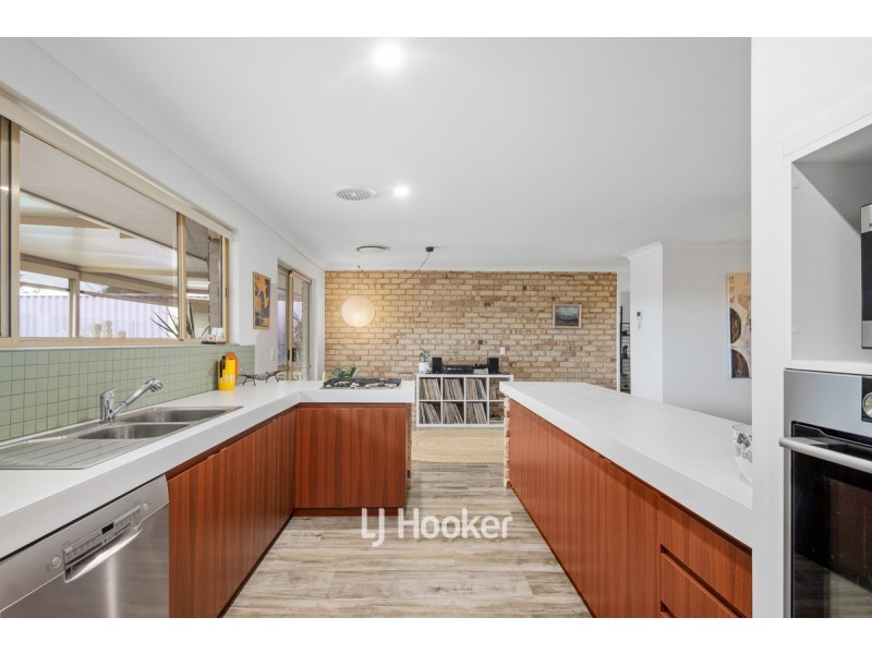 13 Wickham Way, Australind WA 6233