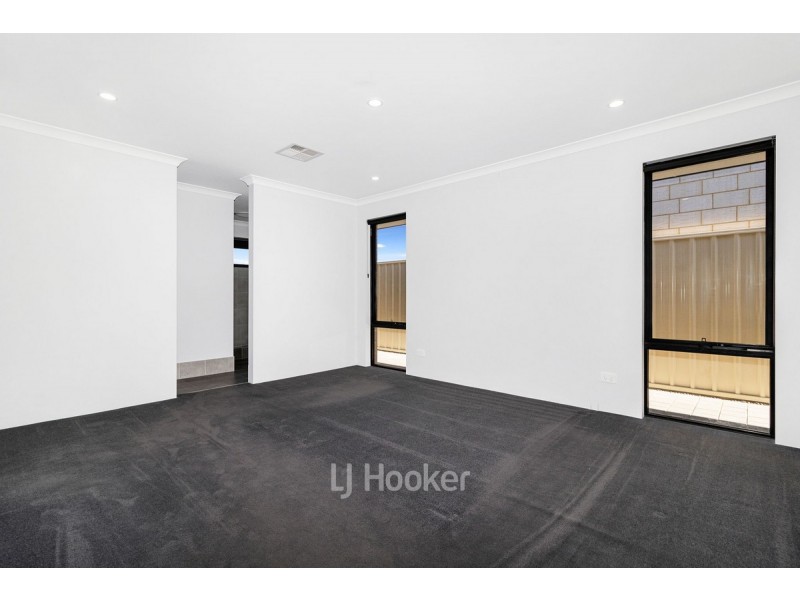 12 Hawkesbury Way, Australind WA 6233