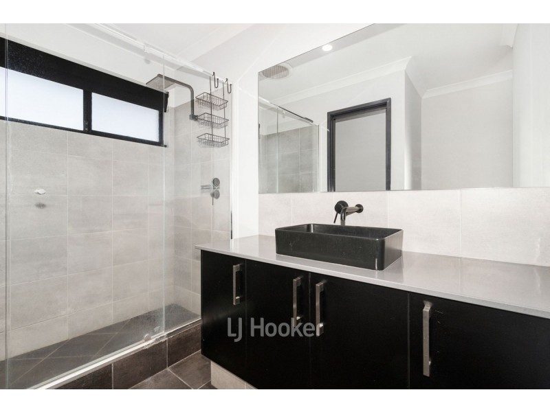 12 Hawkesbury Way, Australind WA 6233