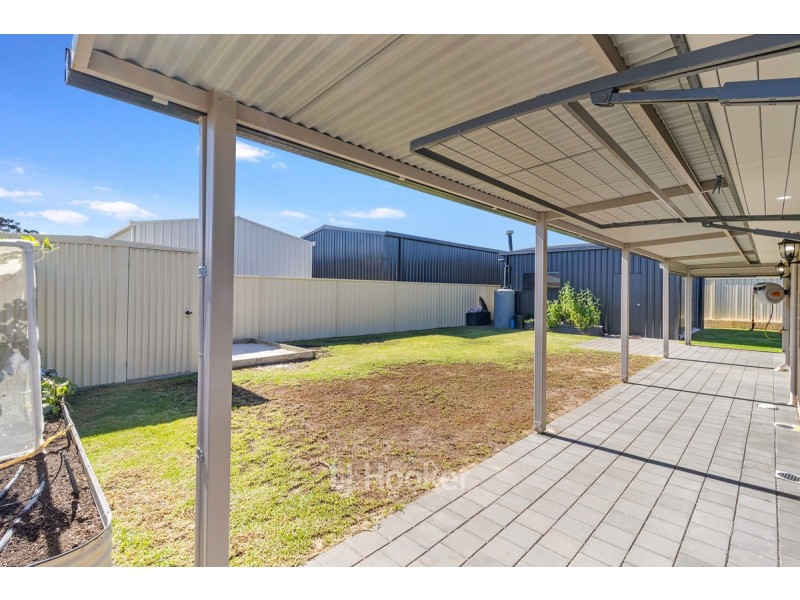 12 Hawkesbury Way, Australind WA 6233
