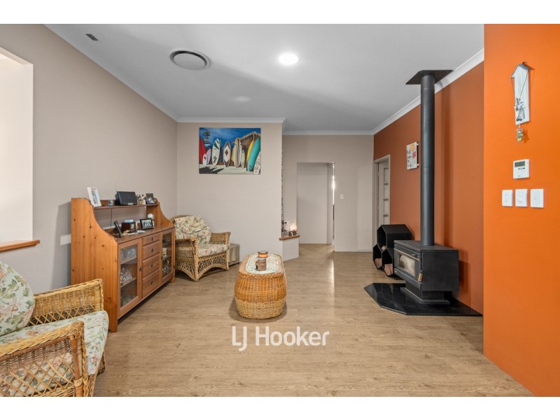 14 Sundew Trail, Glen Iris WA 6230