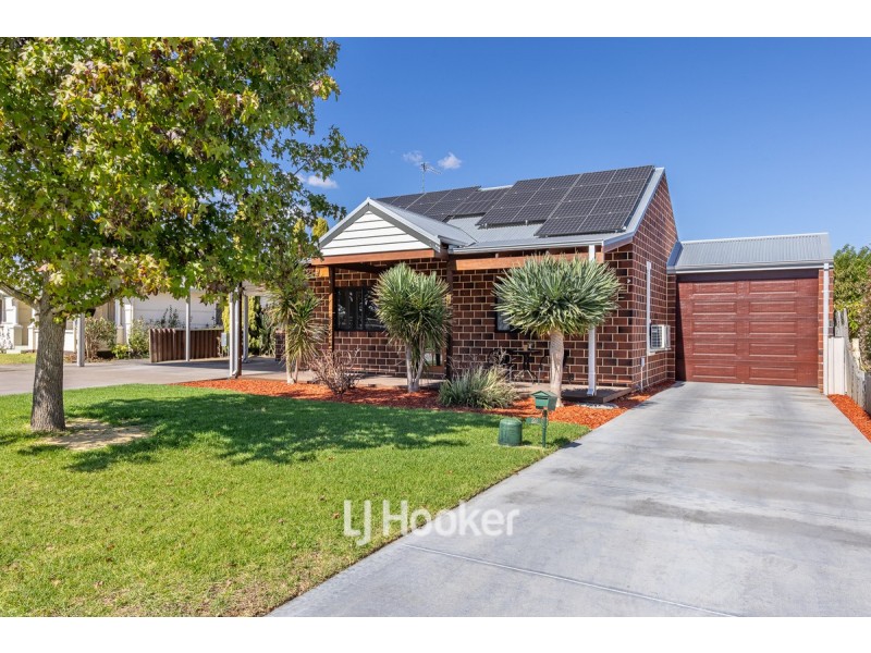 23 Centennial Avenue, Harvey WA 6220