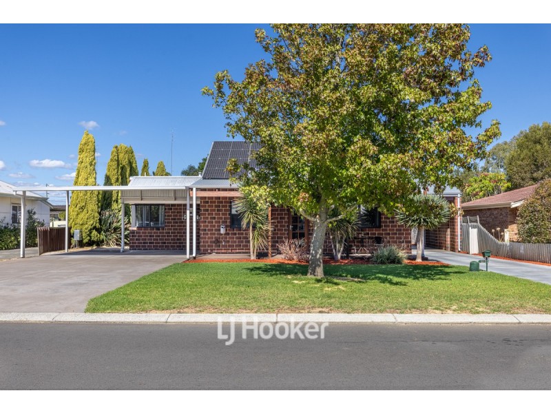 23 Centennial Avenue, Harvey WA 6220