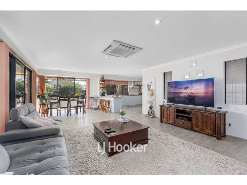 30 The Boulevard, Australind WA 6233