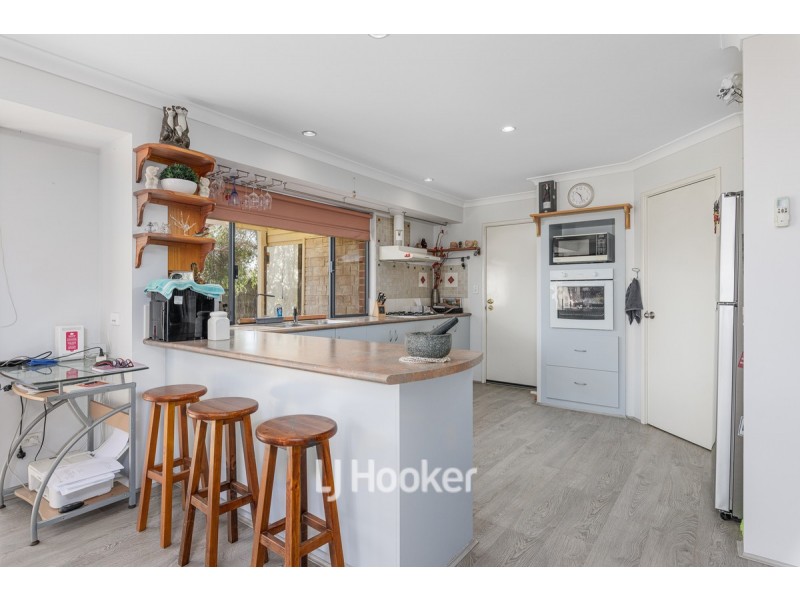 30 The Boulevard, Australind WA 6233