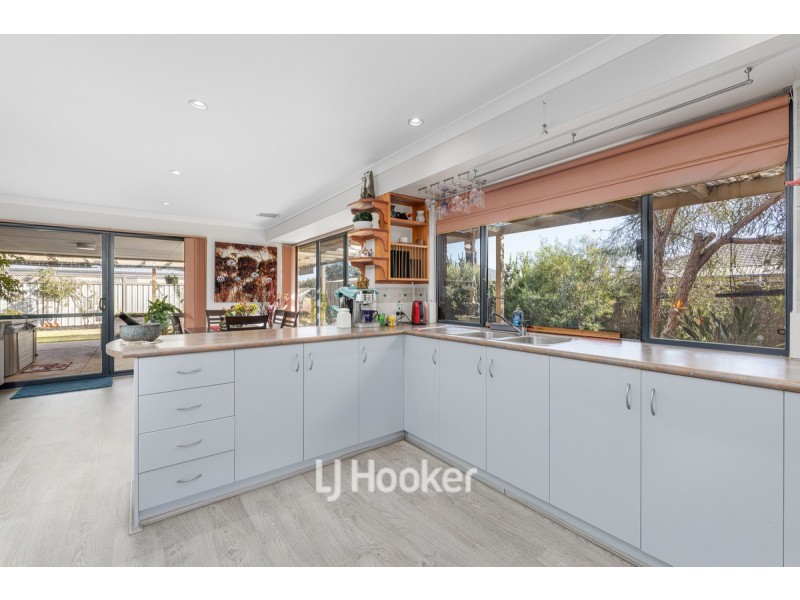 30 The Boulevard, Australind WA 6233