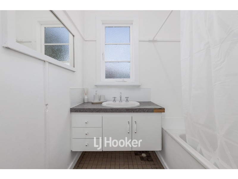 41 Gibbs Street, Carey Park WA 6230