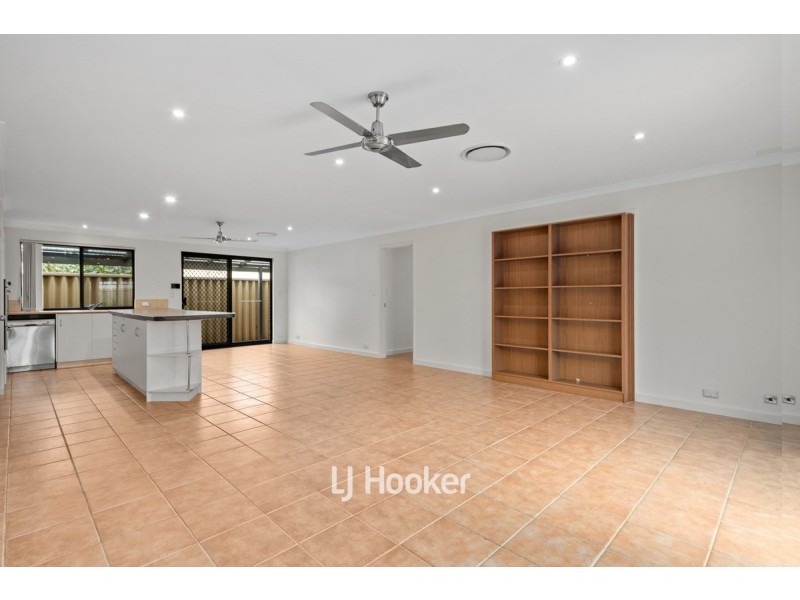 296 Norton Promenade, Dalyellup WA 6230