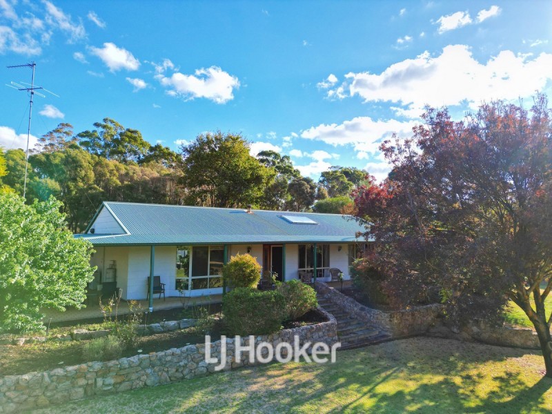 8 Ietto Way, Harvey WA 6220