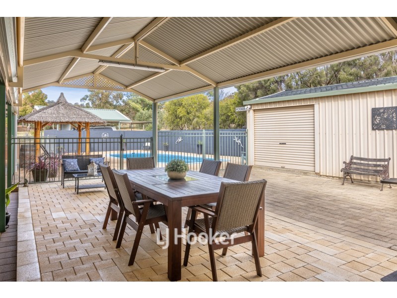 8 Ietto Way, Harvey WA 6220