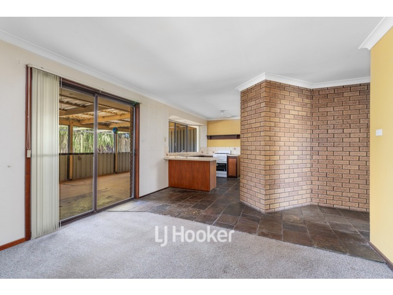 11 Young Close, Carey Park WA 6230
