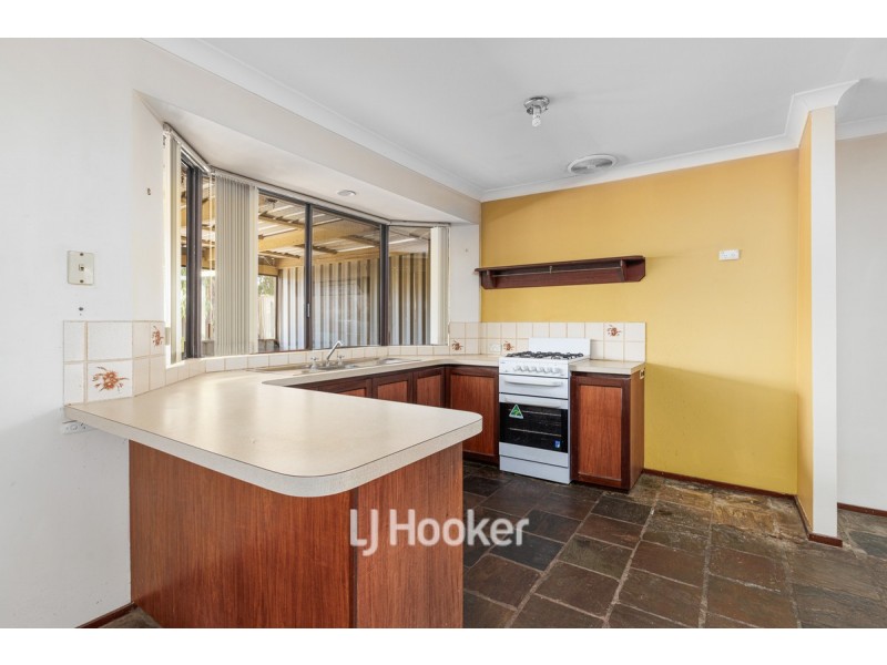 11 Young Close, Carey Park WA 6230