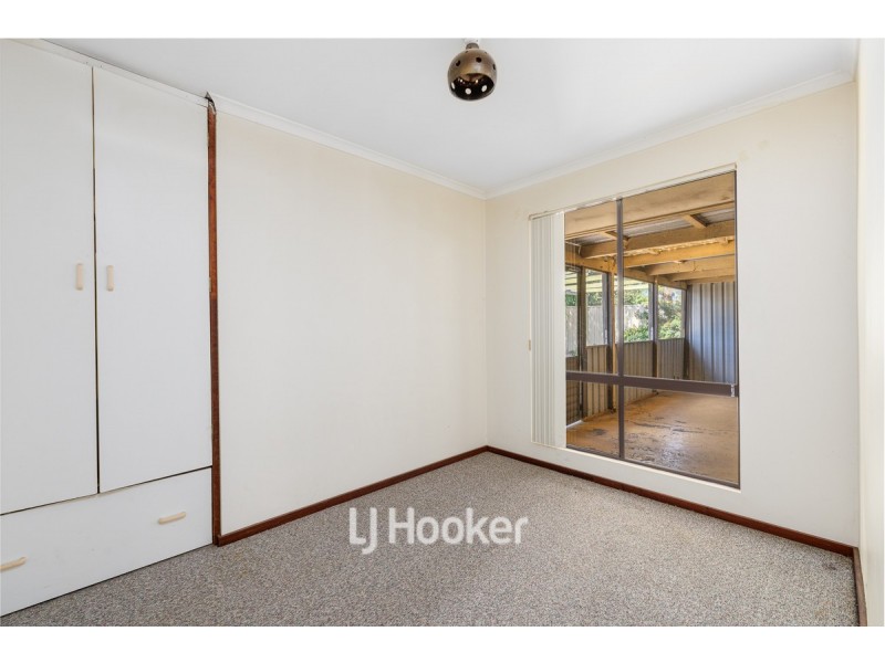 11 Young Close, Carey Park WA 6230