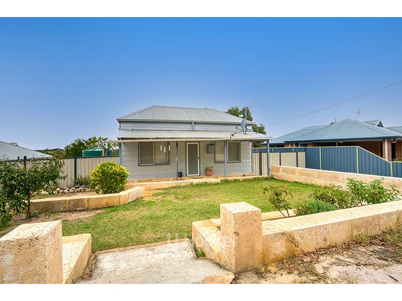 8 Porter Street, Collie WA 6225