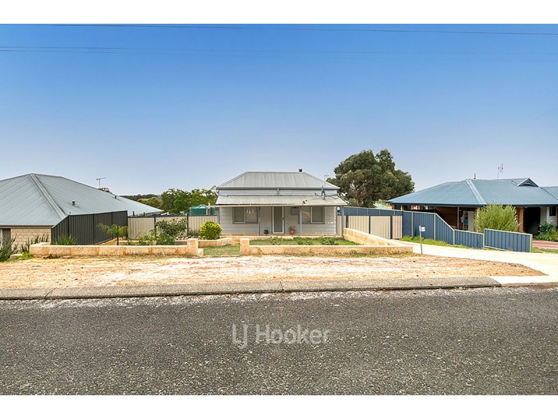 8 Porter Street, Collie WA 6225