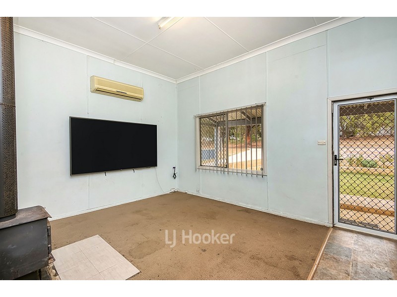 8 Porter Street, Collie WA 6225