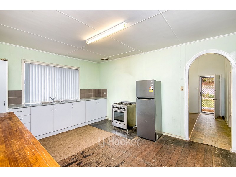 8 Porter Street, Collie WA 6225