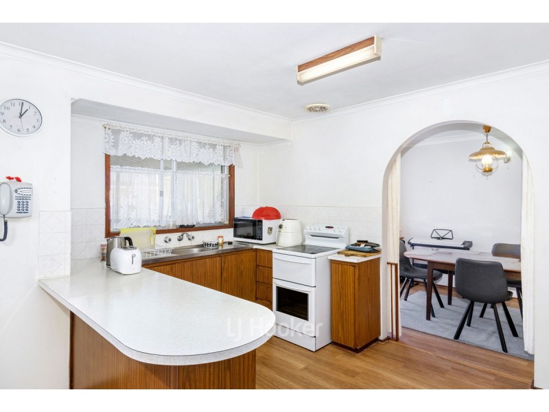 27 Elouera Street, Collie WA 6225