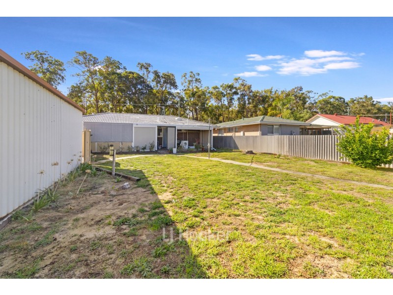 27 Elouera Street, Collie WA 6225
