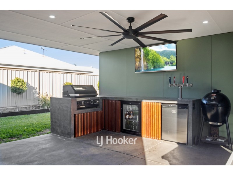 11 Amethyst Street, Australind WA 6233