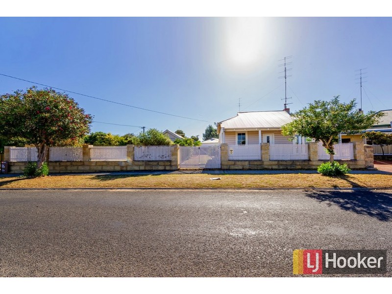 88 Beach Road, Bunbury WA 6230