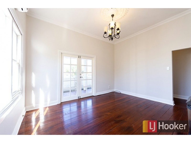 88 Beach Road, Bunbury WA 6230