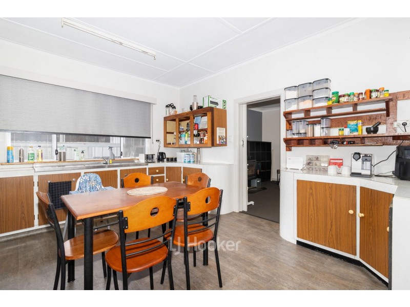 92 Swanstone Street, Collie WA 6225