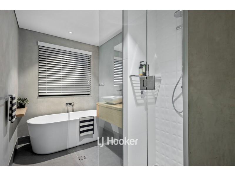 6 Isernia Place, South Bunbury WA 6230