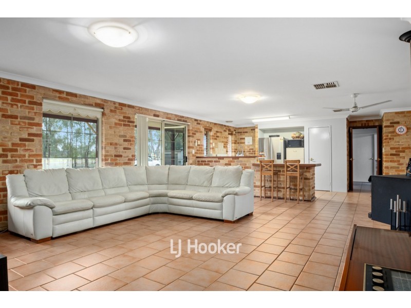 19 Padbury Road, Dardanup West WA 6236