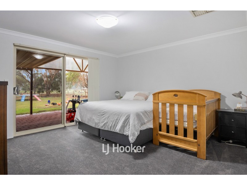 19 Padbury Road, Dardanup West WA 6236