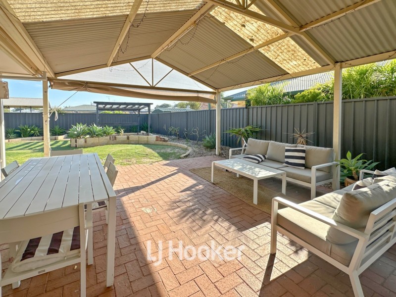 40 Honeyeater Crescent, Geographe WA 6280