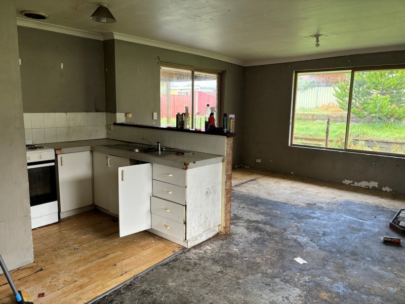 13 Sunburst Grove, Collie WA 6225