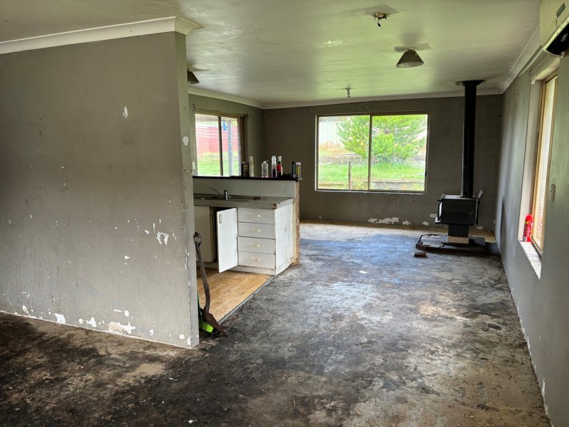 13 Sunburst Grove, Collie WA 6225