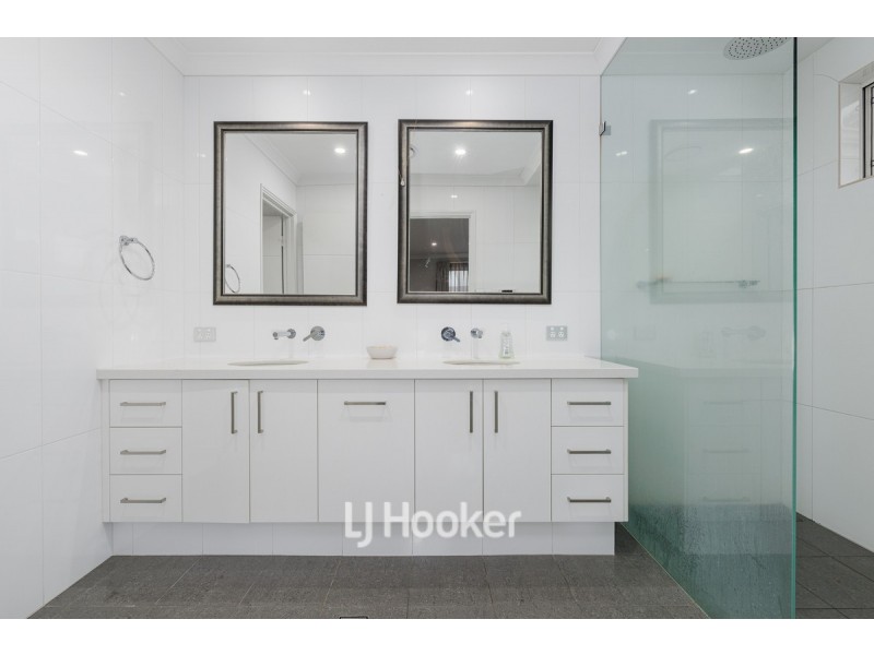 7 Wilson Street, Carey Park WA 6230