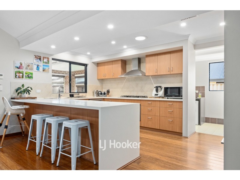 24 Carnegie Street, Dalyellup WA 6230