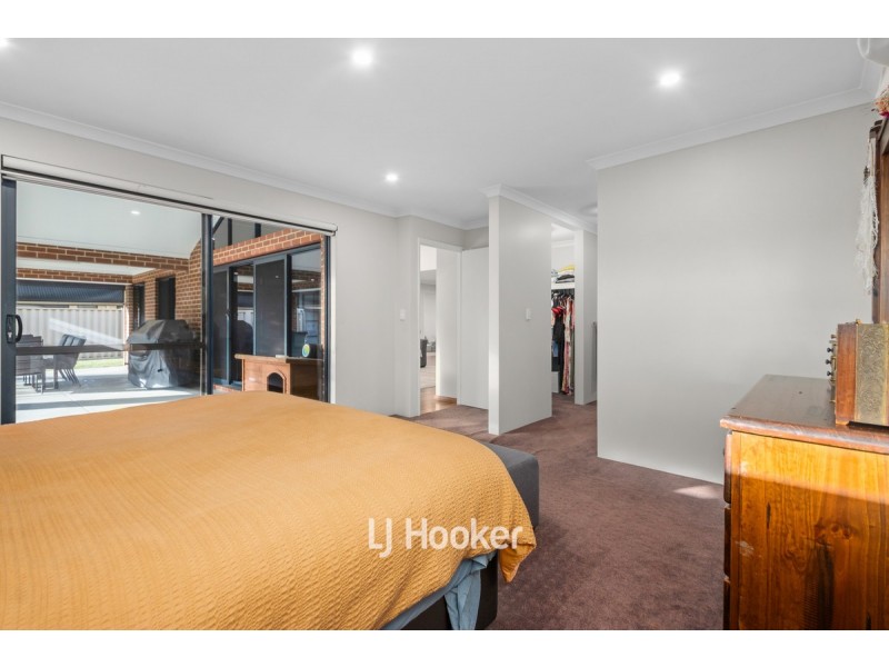 24 Carnegie Street, Dalyellup WA 6230