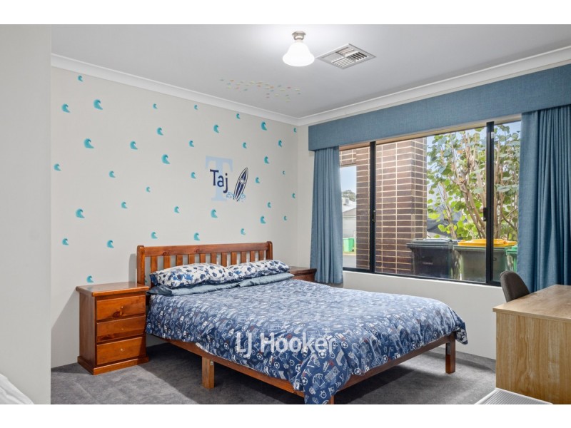 24 Carnegie Street, Dalyellup WA 6230