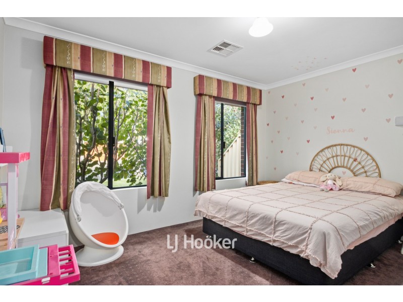 24 Carnegie Street, Dalyellup WA 6230