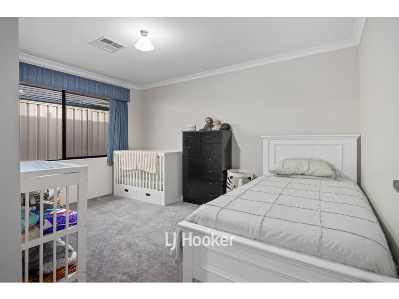 24 Carnegie Street, Dalyellup WA 6230