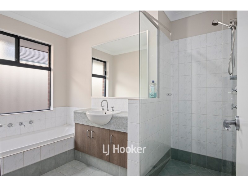 24 Carnegie Street, Dalyellup WA 6230