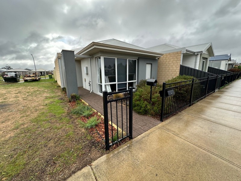 3 Angove Street, Dalyellup WA 6230