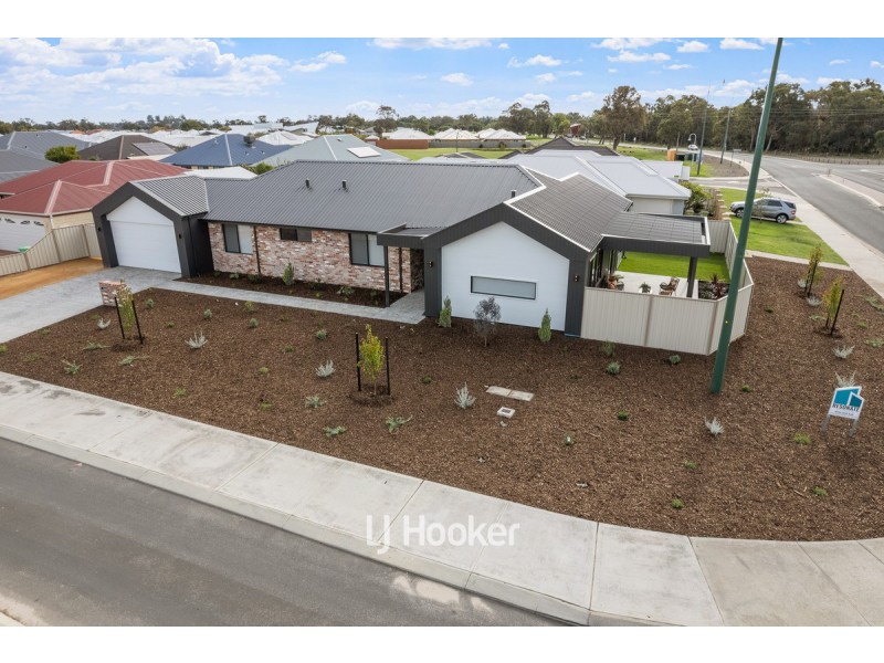 90 Grand Entrance, Australind WA 6233