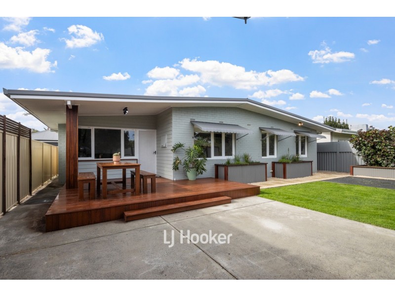 9b Wright Street, Withers WA 6230