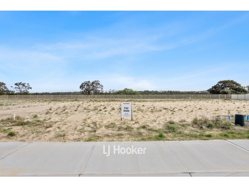 4 Carnelian Avenue, Australind WA 6233